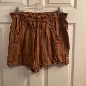 Brown Linen Comfy Fitting Shorts (Size Large)